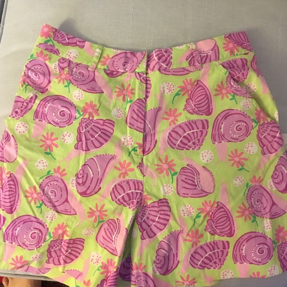 Lilly Pulitzer Shorts - Picture 1 of 3